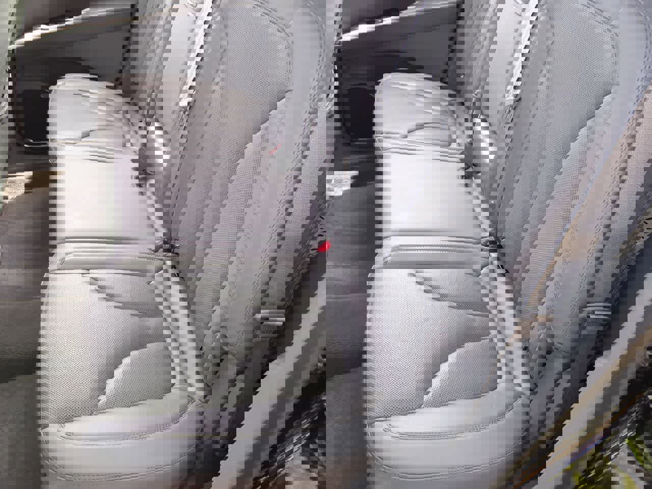 Used 2020 Lincoln Nautilus Reserve image 21