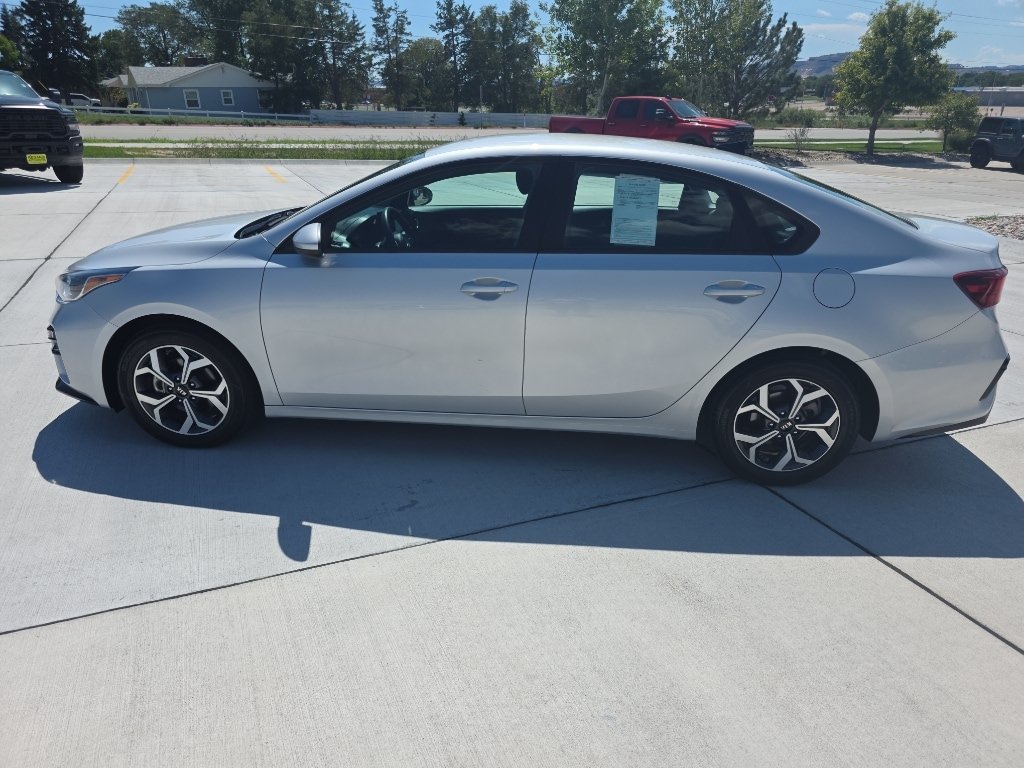 Used 2021 Kia Forte LXS FWD image 8
