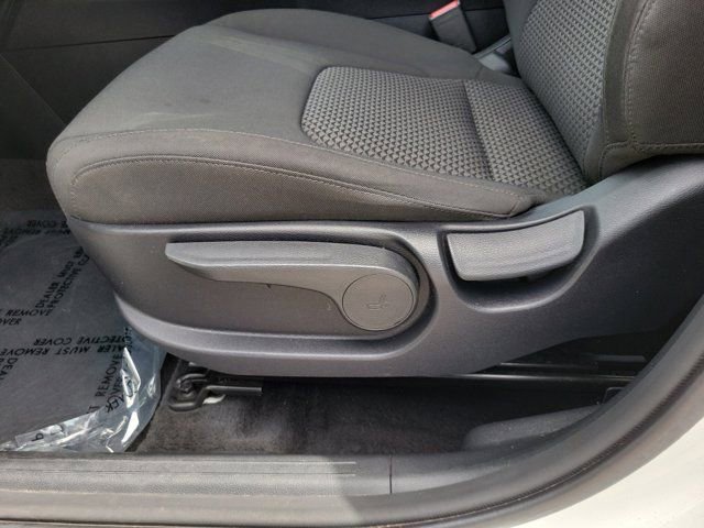 Used 2023 Kia Sportage LX AWD/4WD image 11