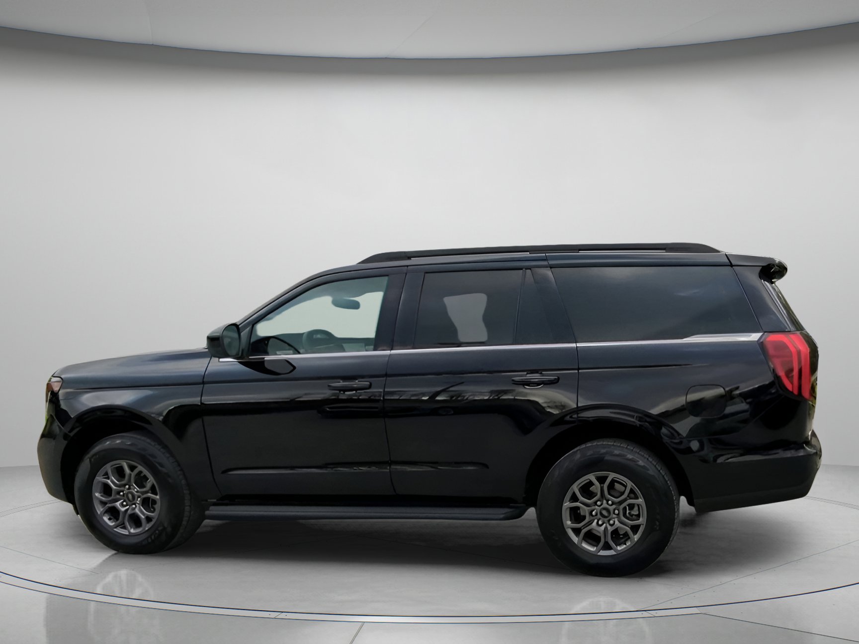 Certified 2025 Ford Expedition Active image 17