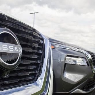 Used 2018 Nissan Armada SL w/ Moonroof Package image 28