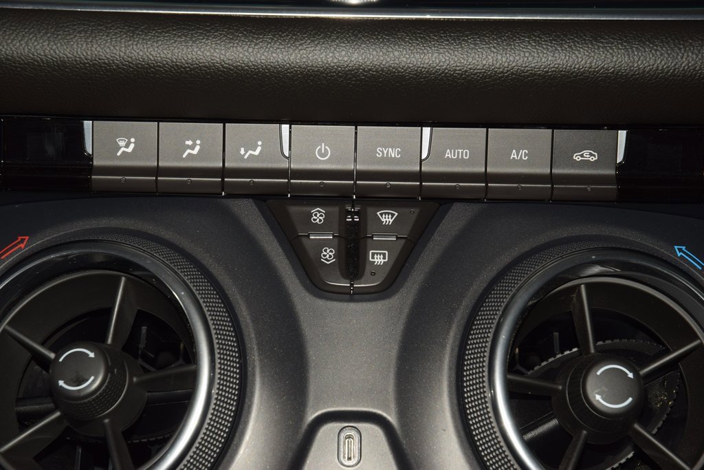 Used 2019 Chevrolet Blazer L image 30