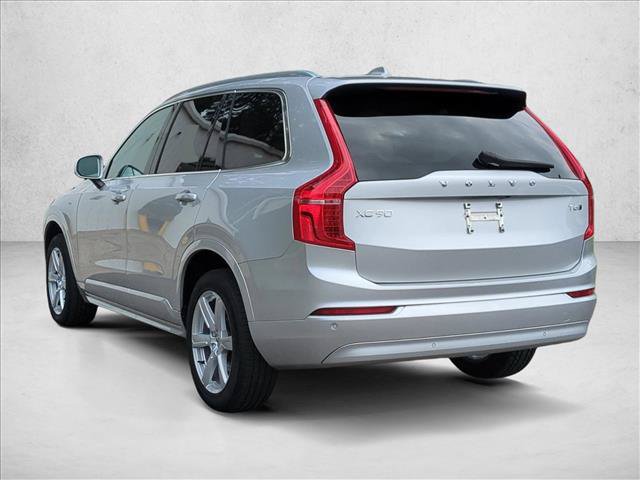 Used 2022 Volvo XC90 T6 Momentum AWD/4WD image 8
