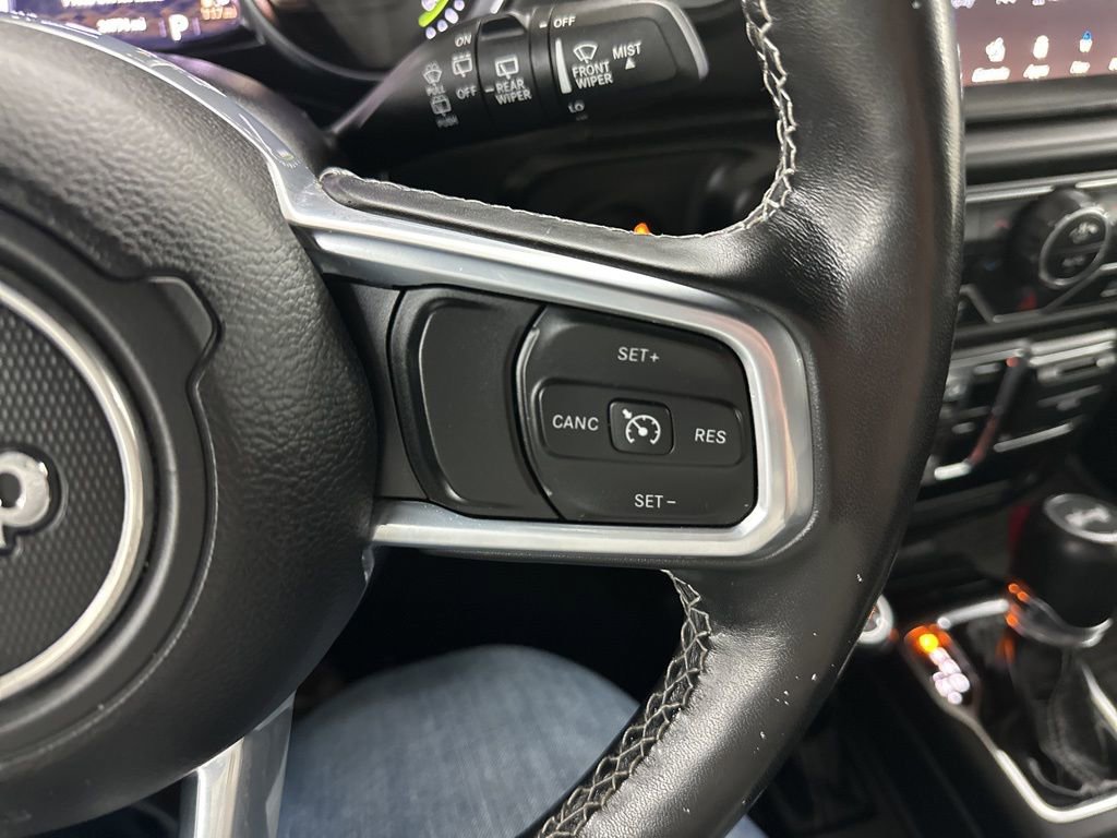 Used 2023 Jeep Wrangler Unlimited Sahara w/ Cold Weather Group image 33