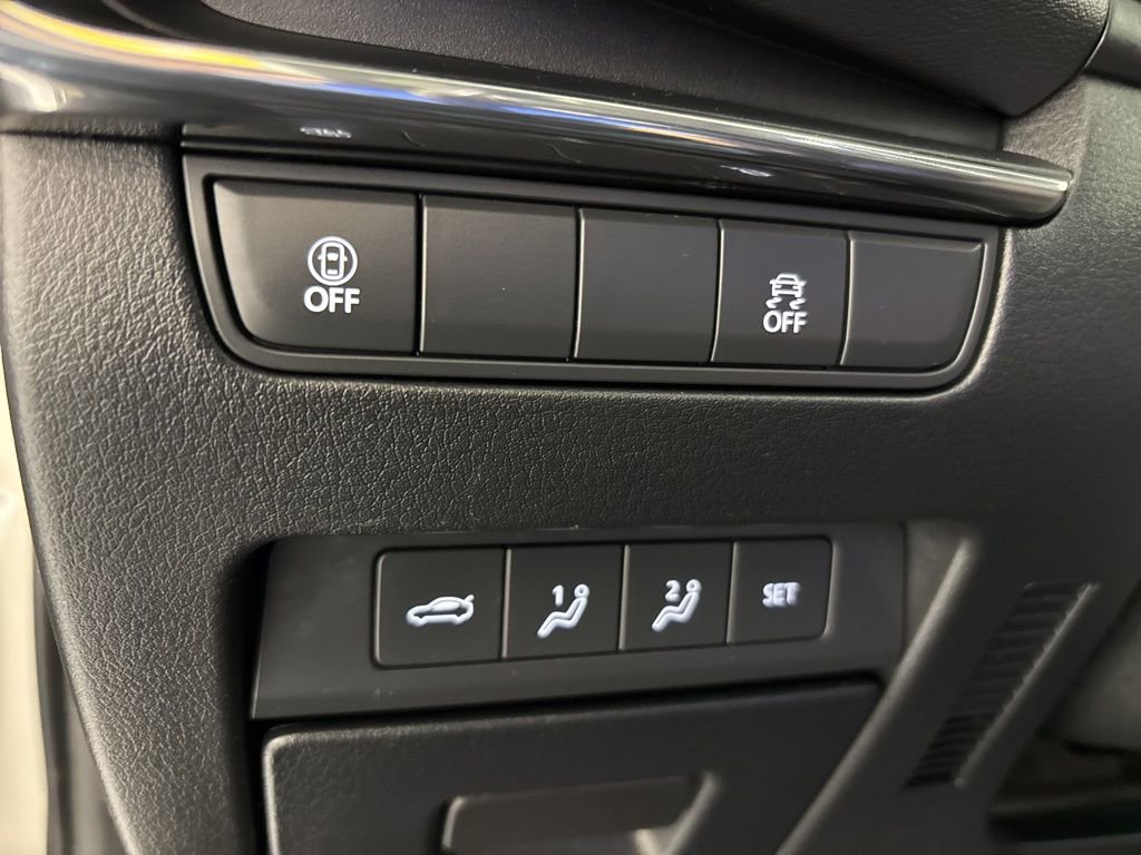 Used 2023 MAZDA MAZDA3 s FWD image 28