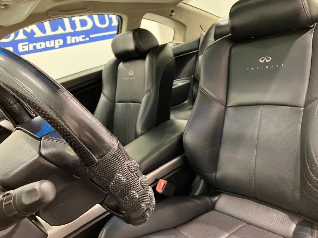 Used 2004 INFINITI G35 Coupe w/ Performance Tire & Wheel Pkg image 21