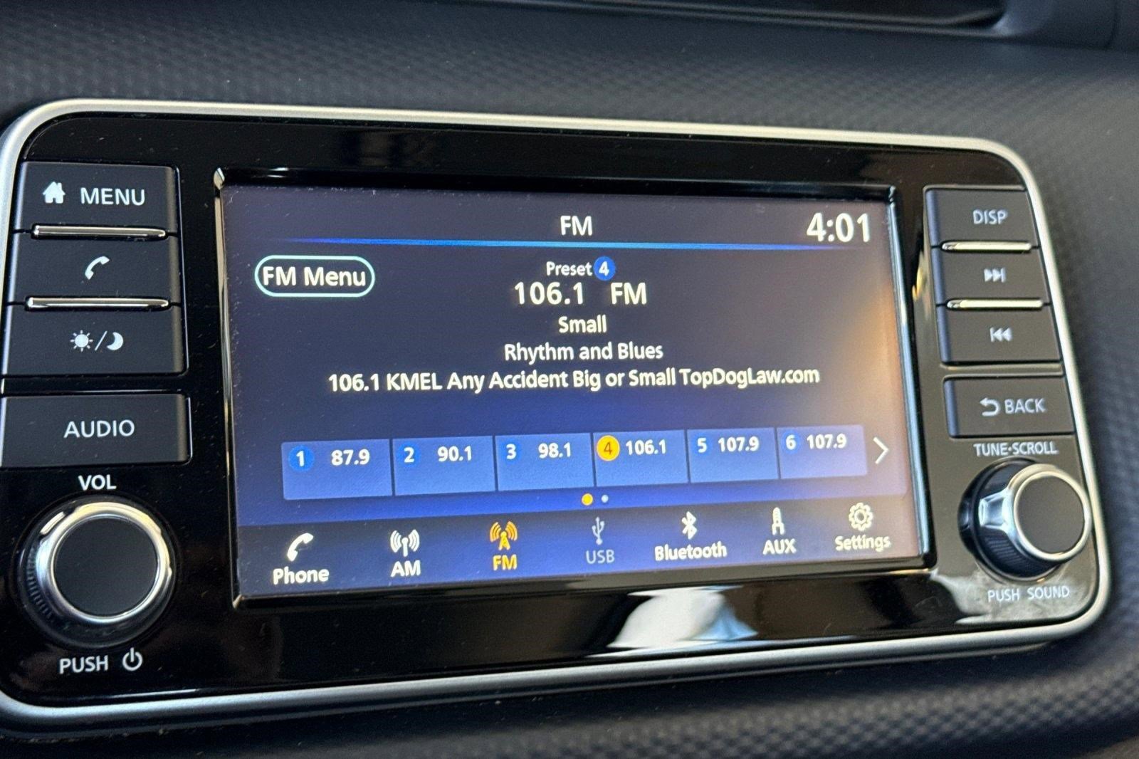 Used 2023 Nissan Kicks S image 22