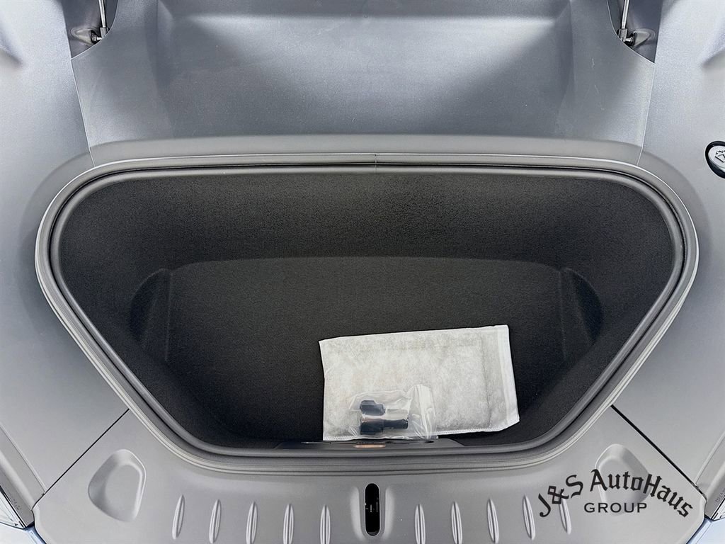 Used 2026 Tesla Model S image 38