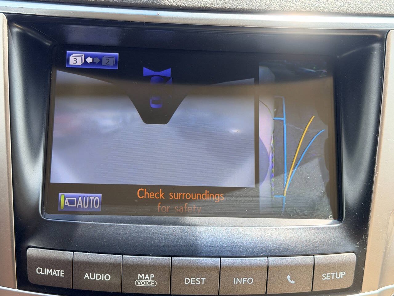 Used 2013 Lexus LX 570 4WD w/ Luxury Pkg image 54