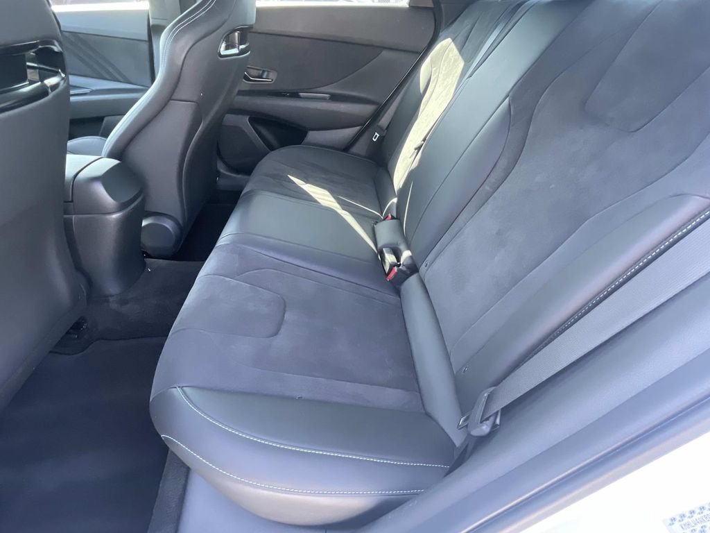 Used 2023 Hyundai Elantra N FWD image 12