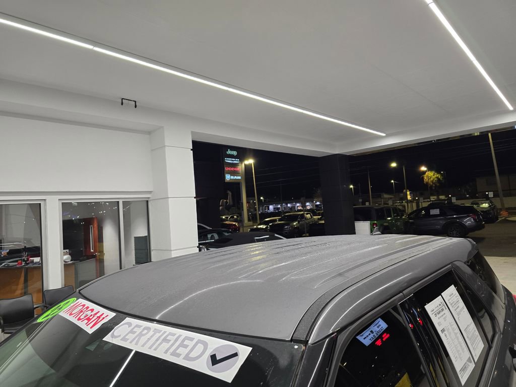 Used 2023 Ford Explorer 2WD image 11