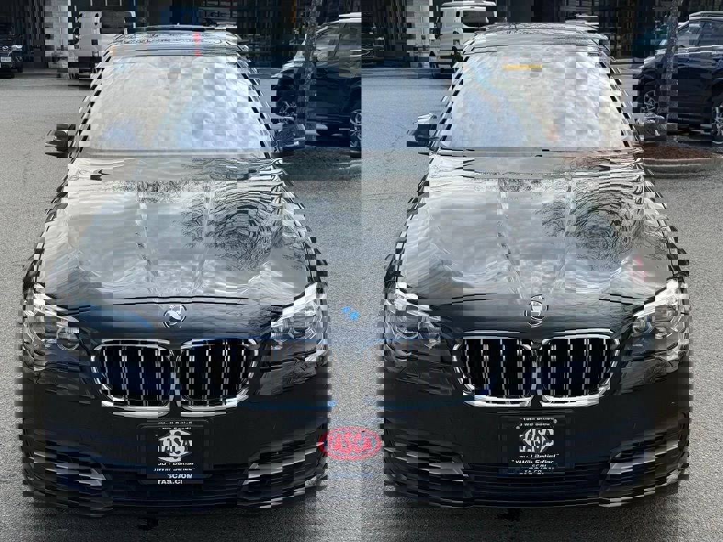 Used 2014 BMW 528i xDrive Sedan image 2