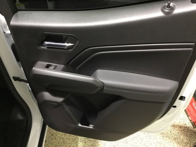 New 2024 Chevrolet Colorado LT w/ LT Convenience Package II image 44