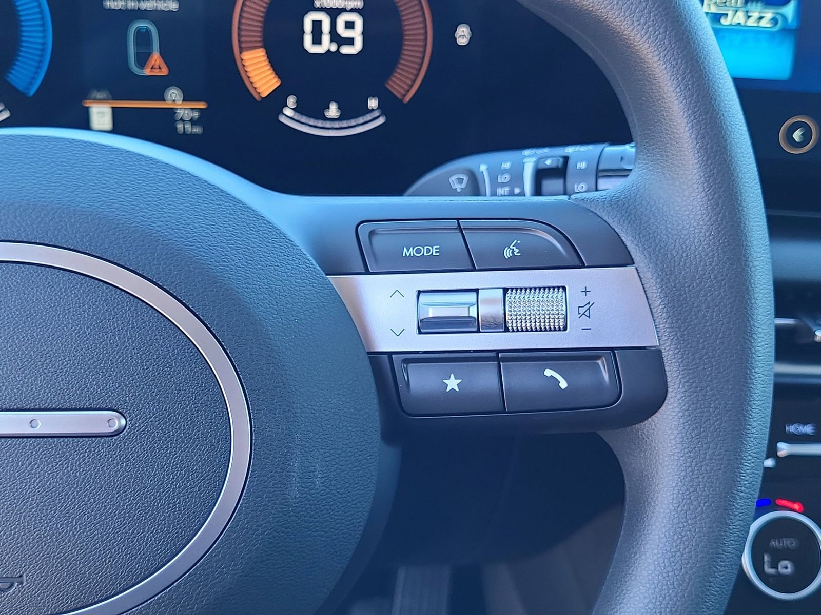 New 2025 Hyundai Tucson SEL image 8