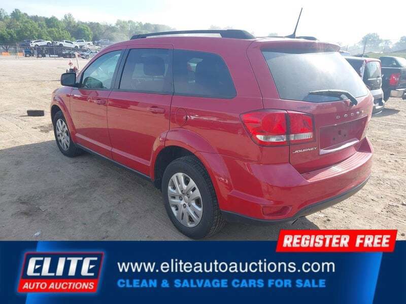 Used 2018 Dodge Journey SXT w/ Connectivity Group FWD image 5