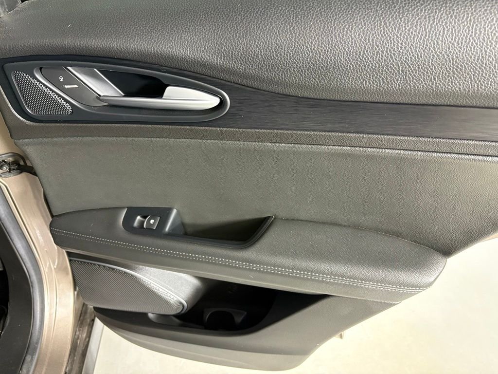 Used 2019 Alfa Romeo Stelvio w/ Nero Edizione RWD image 18