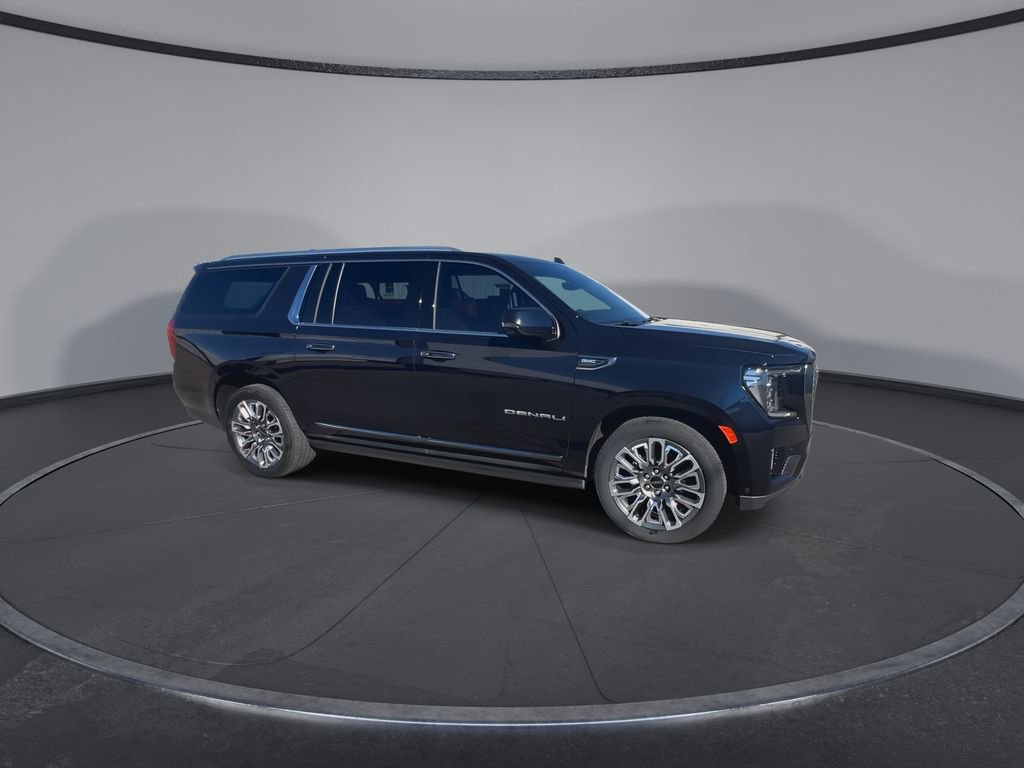 Used 2023 GMC Yukon XL Denali Ultimate image 2