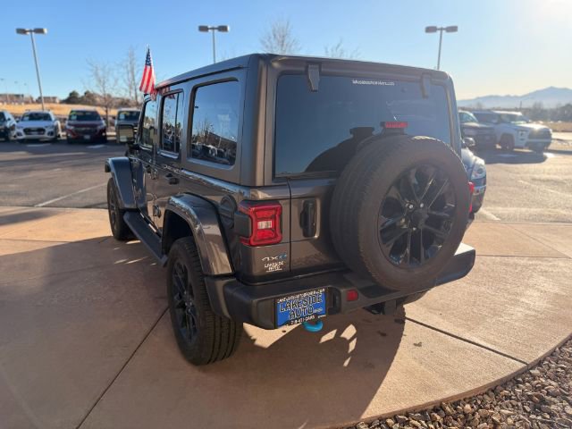 Used 2022 Jeep Wrangler Unlimited Sahara w/ Cold Weather Group AWD/4WD image 5