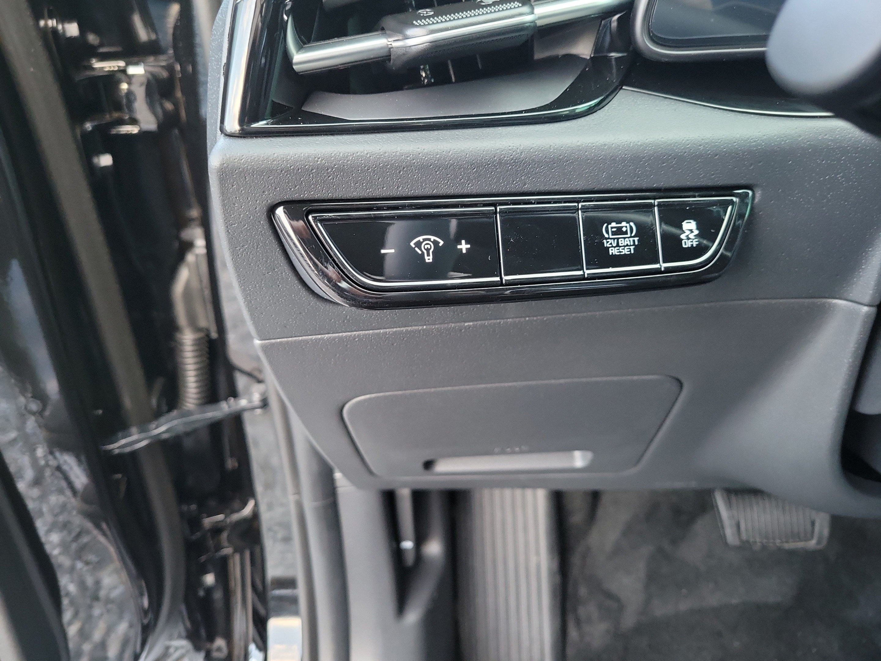 New 2026 Kia Niro EX FWD image 26