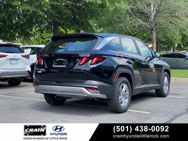 Used 2025 Hyundai Tucson SE image 8
