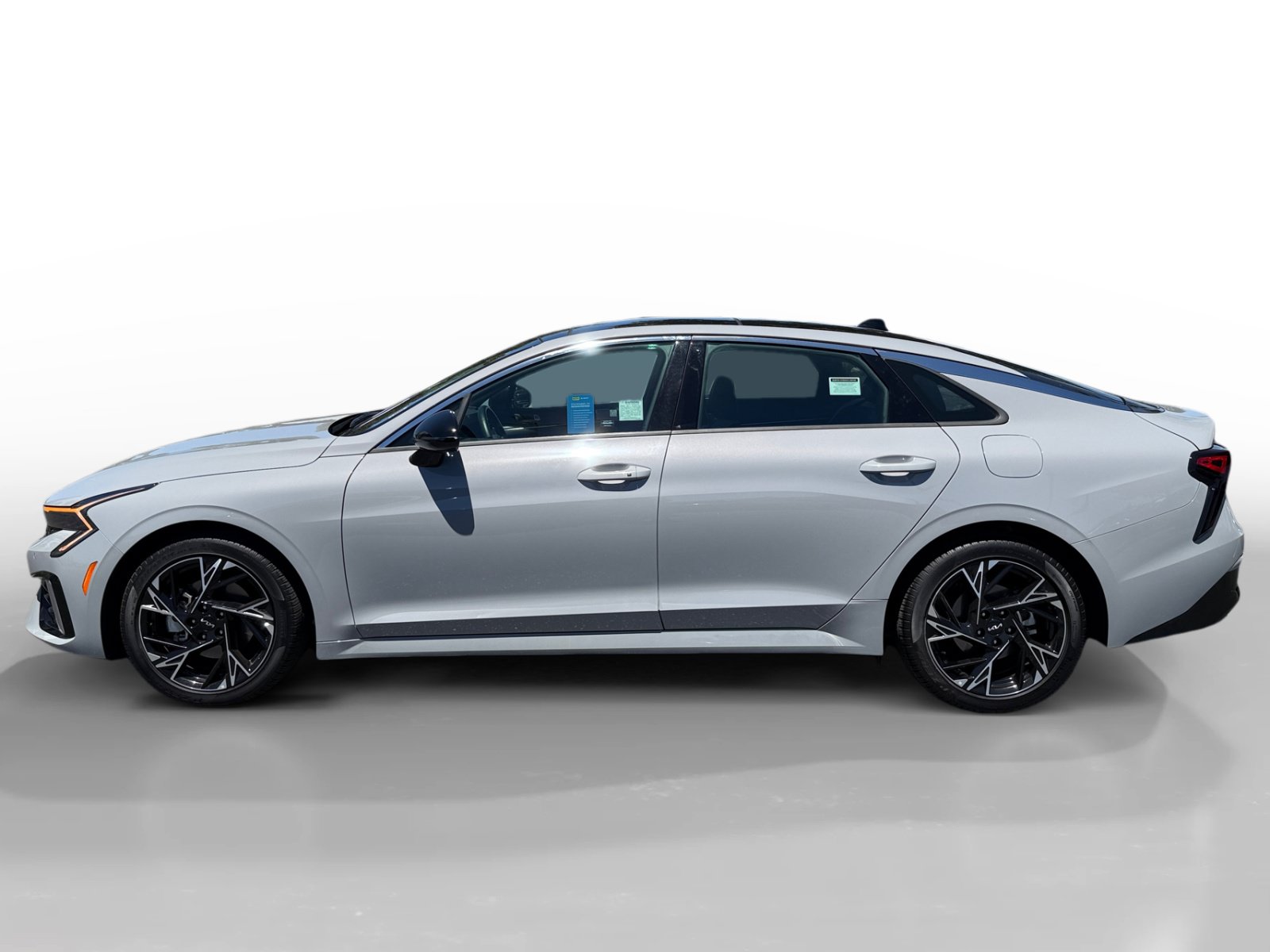 Used 2025 Kia K5 GT-Line w/ GT-Line Premium Package FWD image 2