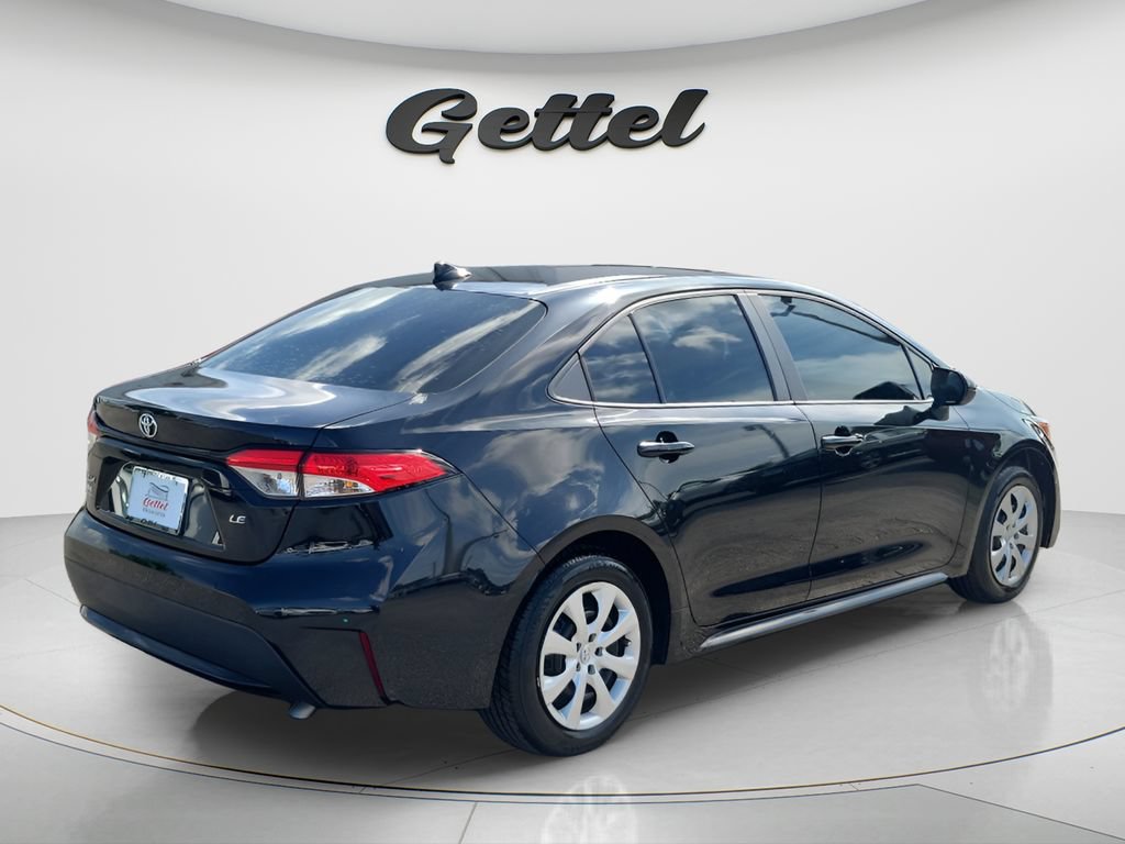 Used 2022 Toyota Corolla LE FWD image 5