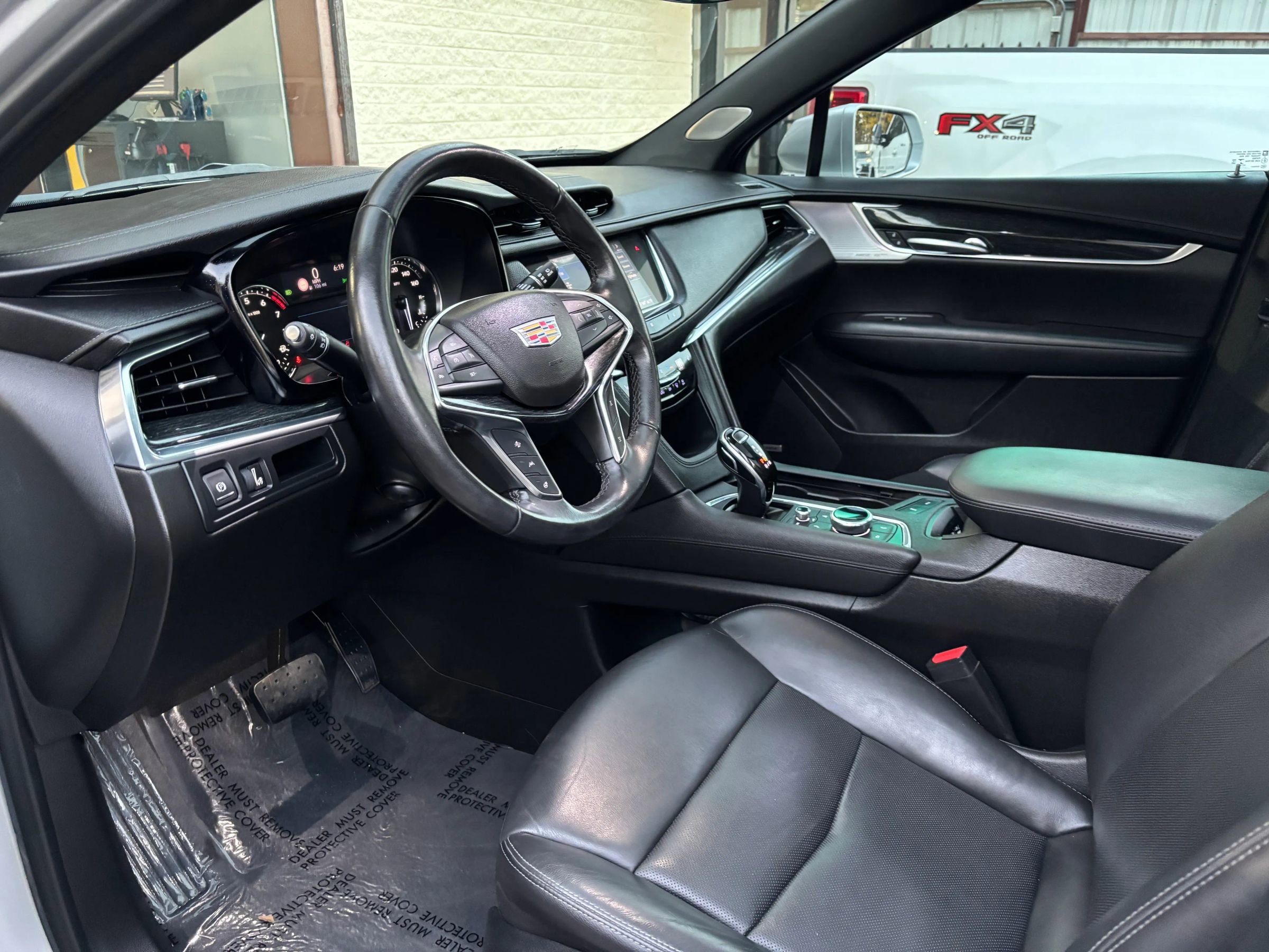 Used 2020 Cadillac XT5 Premium Luxury image 15