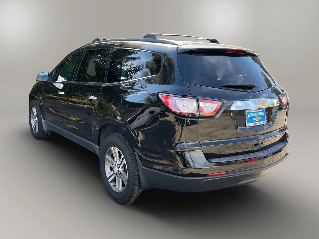 Used 2016 Chevrolet Traverse LT image 3