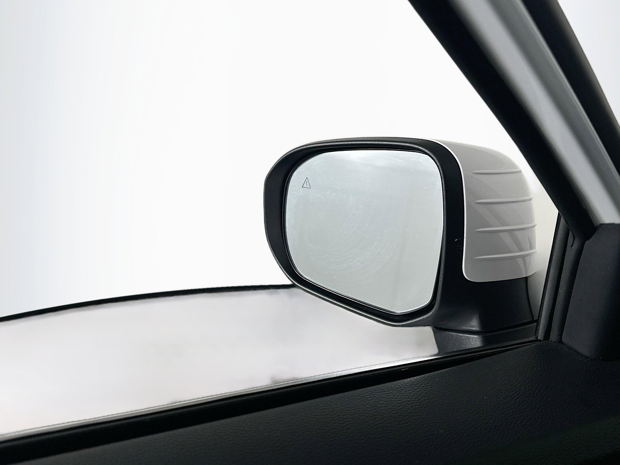 Used 2025 Kia Telluride S image 16