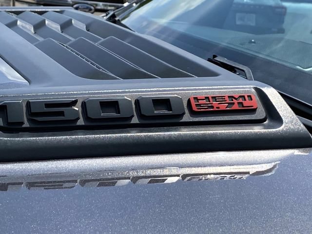 Used 2021 RAM 1500 Laramie AWD/4WD image 12