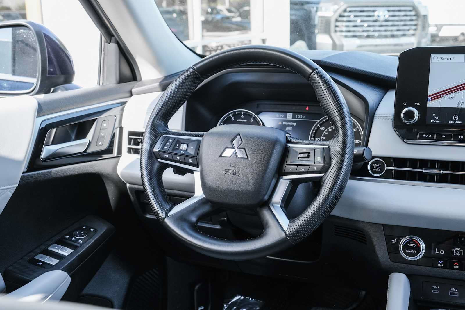 Used 2022 Mitsubishi Outlander SEL FWD image 22