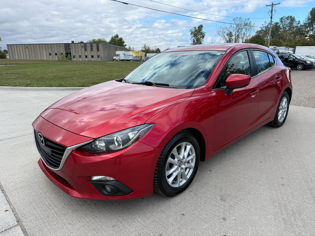 Used 2016 MAZDA MAZDA3 i Touring w/ Popular Equipment Package image 1