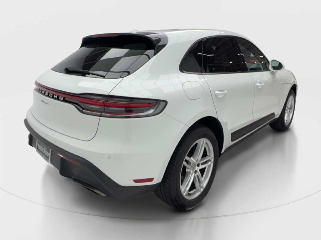 Used 2024 Porsche Macan Turbo AWD/4WD image 14