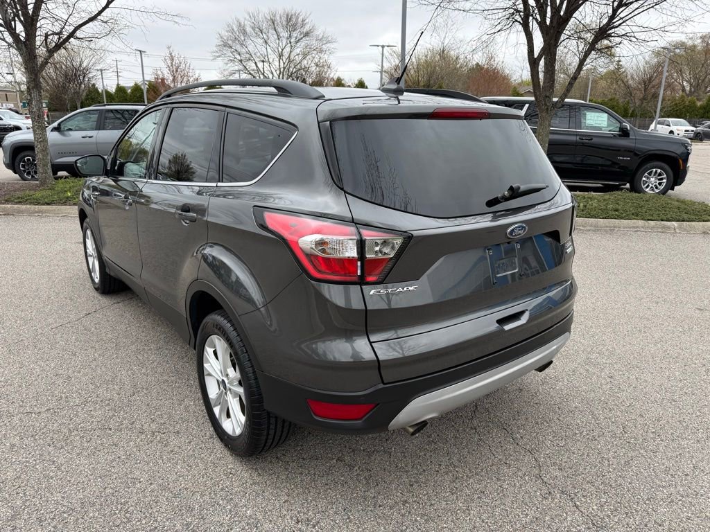 Used 2018 Ford Escape SEL AWD/4WD image 3