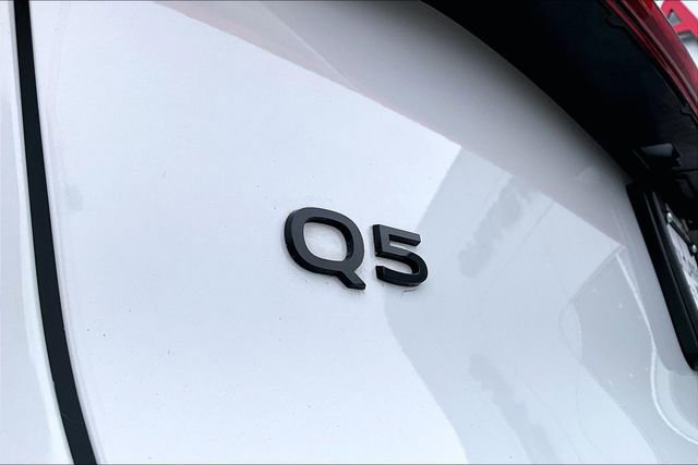 Used 2025 Audi Q5 Premium Plus w/ Premium Plus image 23