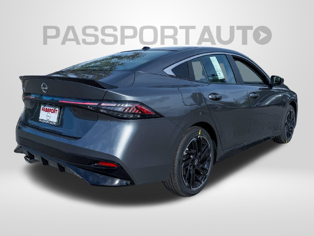 New 2027 Nissan Sentra SR FWD image 5