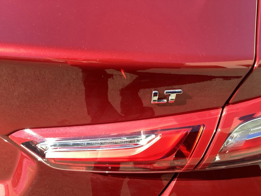 Used 2020 Chevrolet Malibu LT image 23