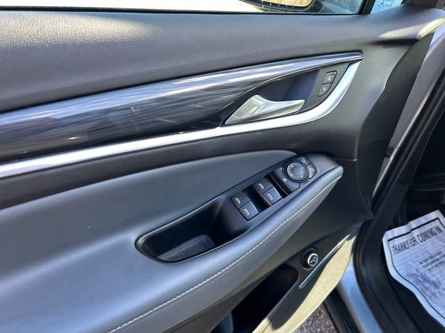 Used 2023 Buick Enclave Essence w/ Experience Buick Package image 13