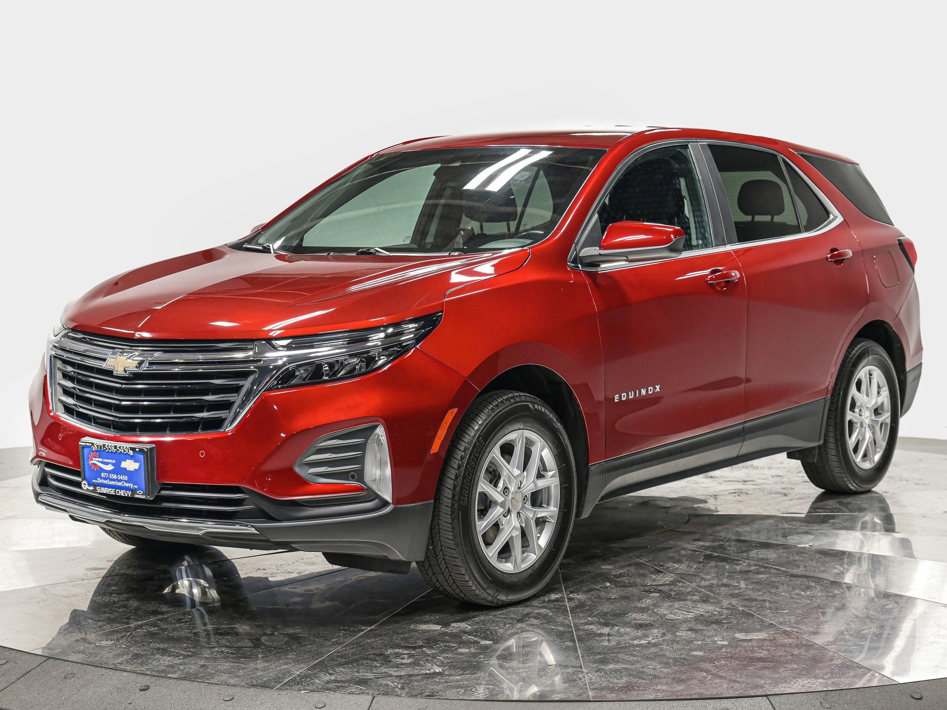 Used 2023 Chevrolet Equinox LT AWD/4WD image 1