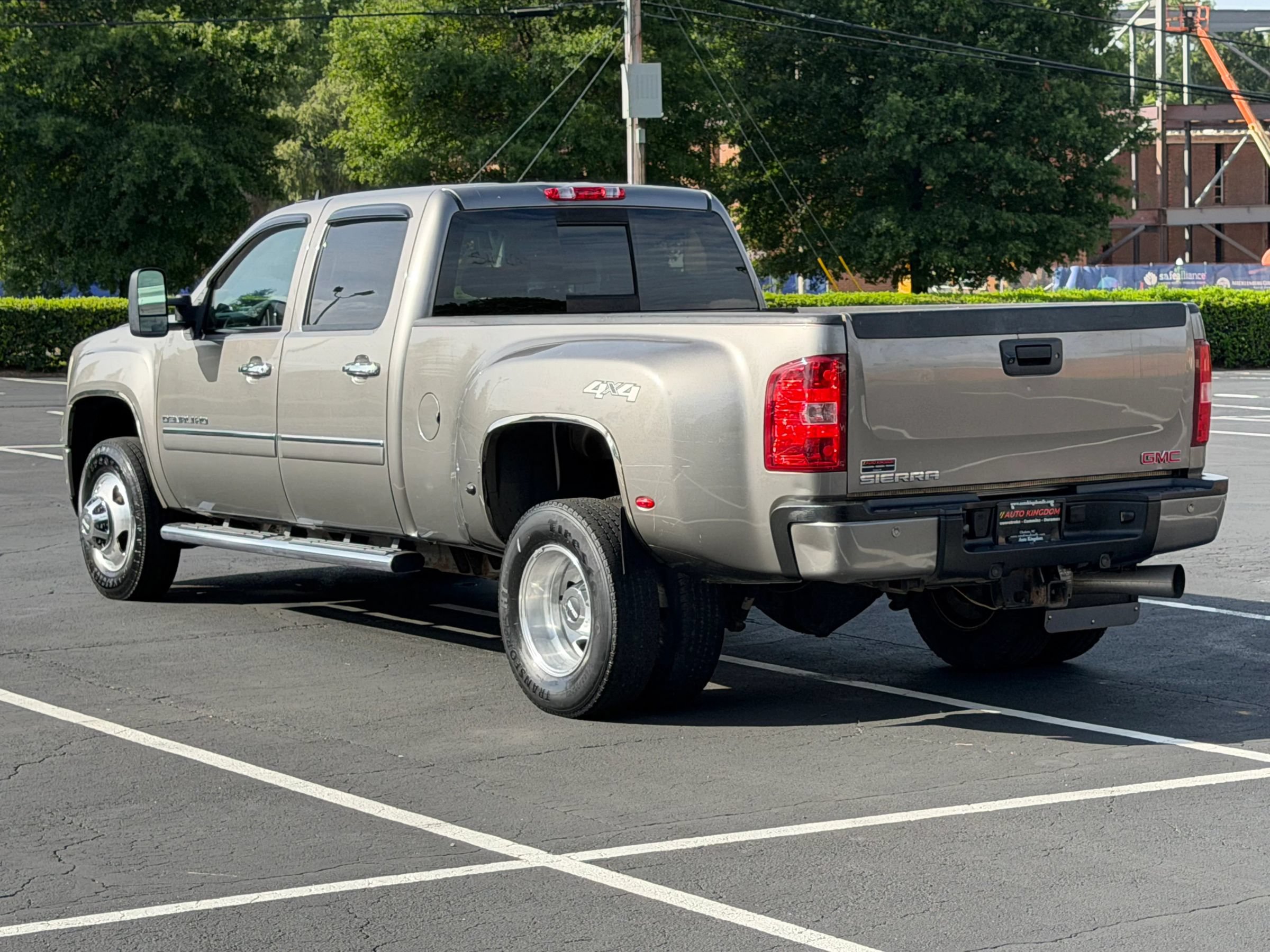 Used 2012 GMC Sierra 3500 Denali AWD/4WD image 8