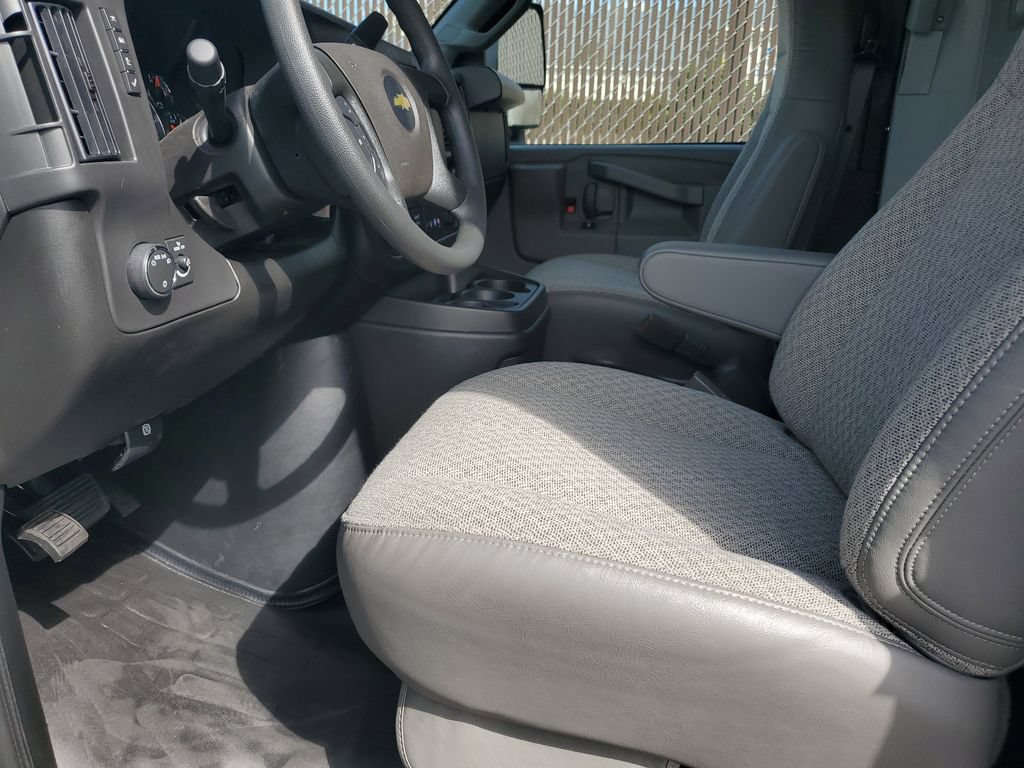 New 2025 Chevrolet Express 3500 w/ Power Convenience Package RWD image 16