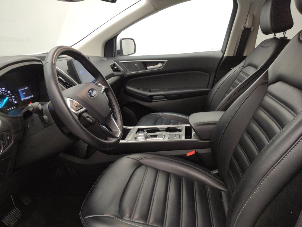 Used 2024 Ford Edge SEL image 17