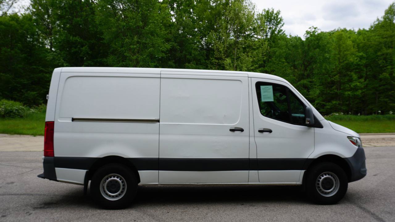 Used 2019 Mercedes-Benz Sprinter 1500 image 6