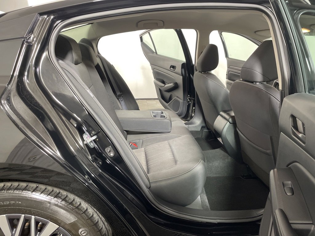 Used 2024 Nissan Altima 2.5 SV image 22
