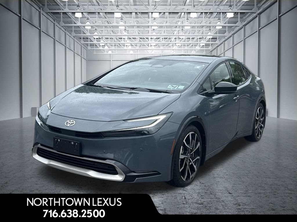 Used 2023 Toyota Prius Prime FWD image 1