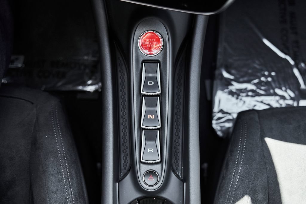 Used 2024 McLaren Artura RWD image 42