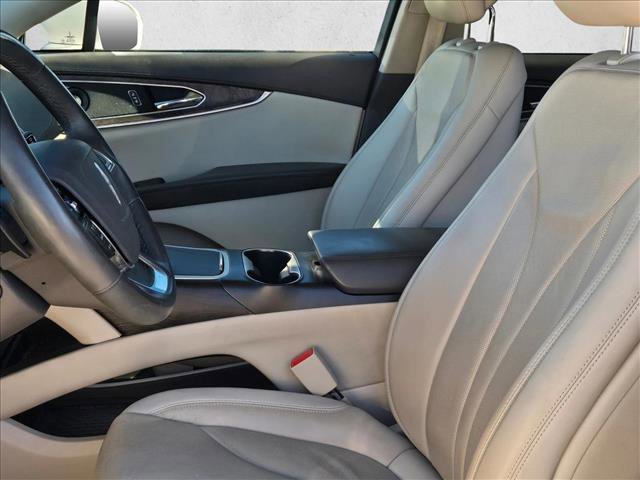 Used 2019 Lincoln Nautilus Reserve image 19