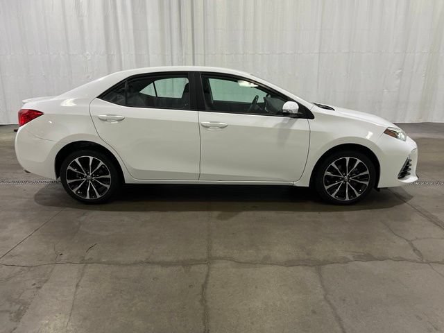 Certified 2019 Toyota Corolla SE w/ Carpet Mat Package (TMS) FWD image 3
