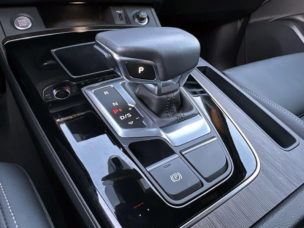 Used 2023 Audi Q5 2.0T Premium w/ Convenience Package image 25