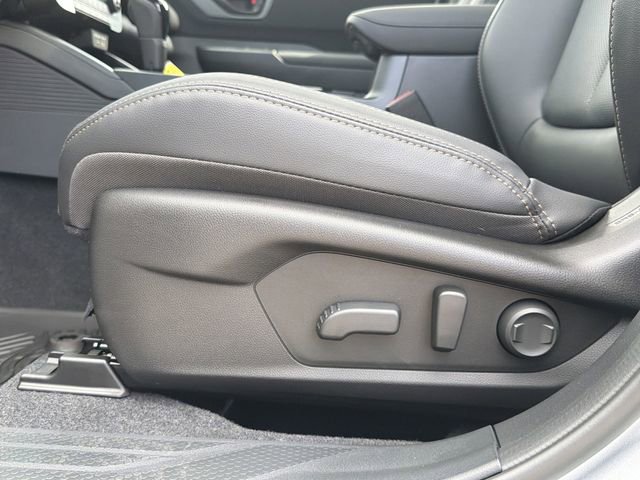 New 2026 Subaru Outback Limited AWD/4WD image 24